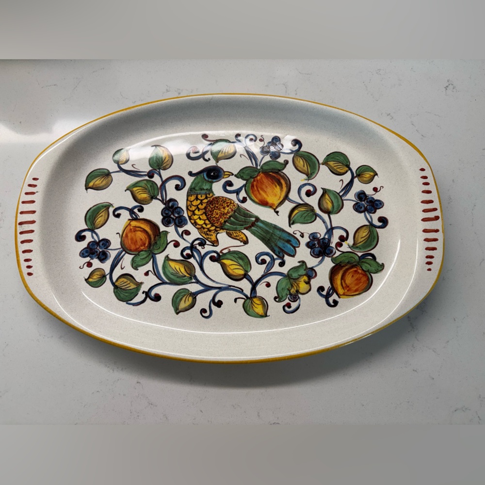 NOVA DERUTA Hand Painted Bird Design Plate